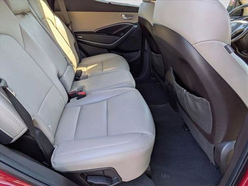 Used 2017 Hyundai Santa Fe Sport 2.0T FWD image 17