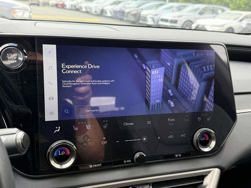 Used 2023 Lexus RX 350 Premium image 11