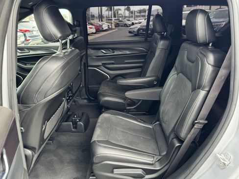 Used 2021 Jeep Grand Cherokee L Laredo AWD/4WD image 34