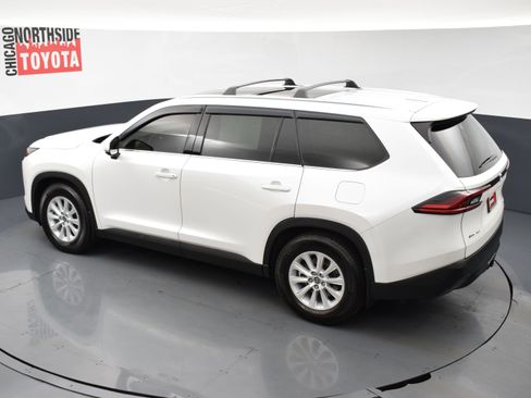 Used 2025 Toyota Grand Highlander AWD Hybrid image 23