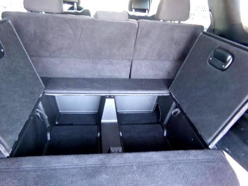 Used 2020 Dodge Durango SXT image 35