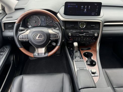 Certified 2022 Lexus RX 350L Premium w/ Premium Package AWD/4WD image 27