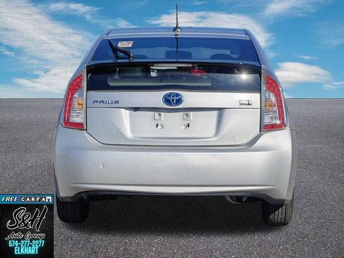 Used 2012 Toyota Prius Four w/ Deluxe Solar Roof Pkg FWD image 16