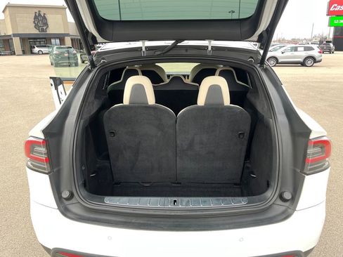 Used 2020 Tesla Model X Performance image 28