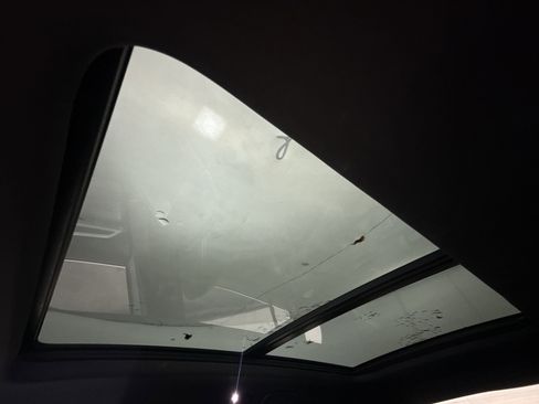 Used 2021 Volkswagen Atlas Cross Sport SEL R-Line image 24