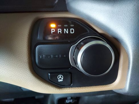 Used 2020 RAM 1500 Lone Star RWD image 22