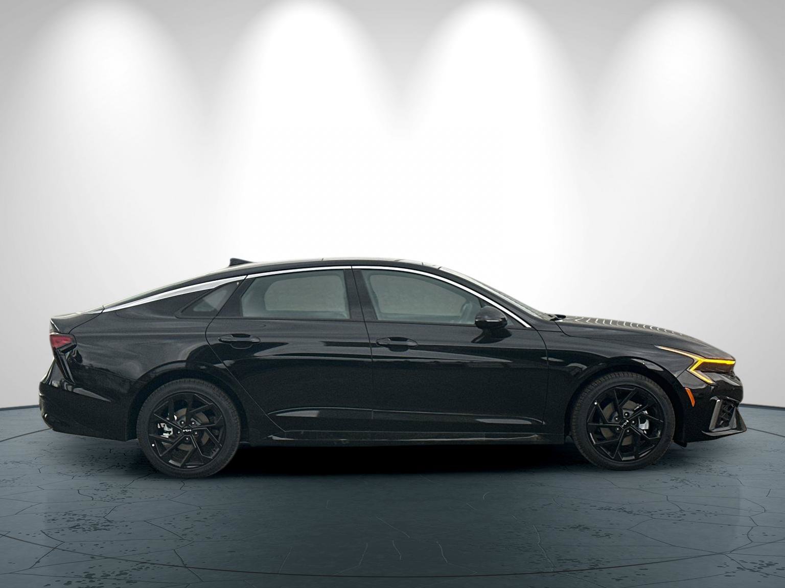 New 2026 Kia K5 GT-Line FWD image 3