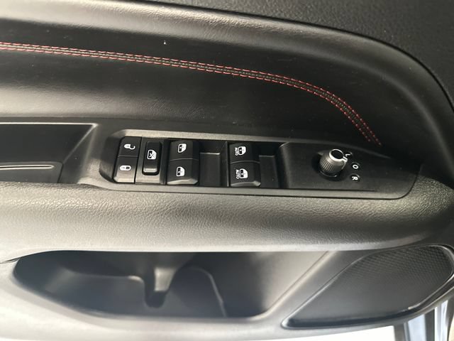 Used 2023 Jeep Compass Trailhawk AWD/4WD image 24