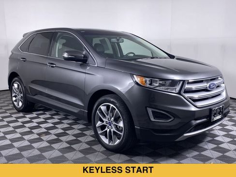 Used 2018 Ford Edge Titanium w/ Equipment Group 301A AWD/4WD image 20