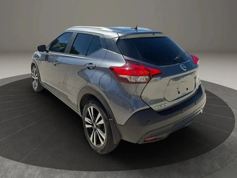 Used 2020 Nissan Kicks SV FWD image 5