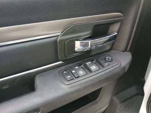 Certified 2024 RAM 1500 Classic Warlock AWD/4WD image 9
