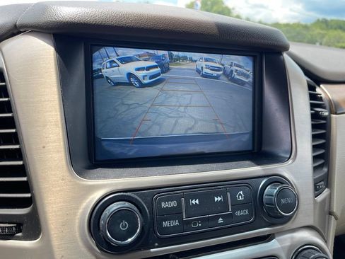 Used 2019 GMC Yukon Denali w/ Open Road Package AWD/4WD image 25