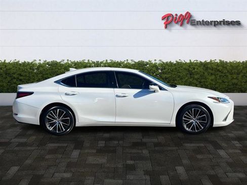 Used 2024 Lexus ES 350 Premium image 7