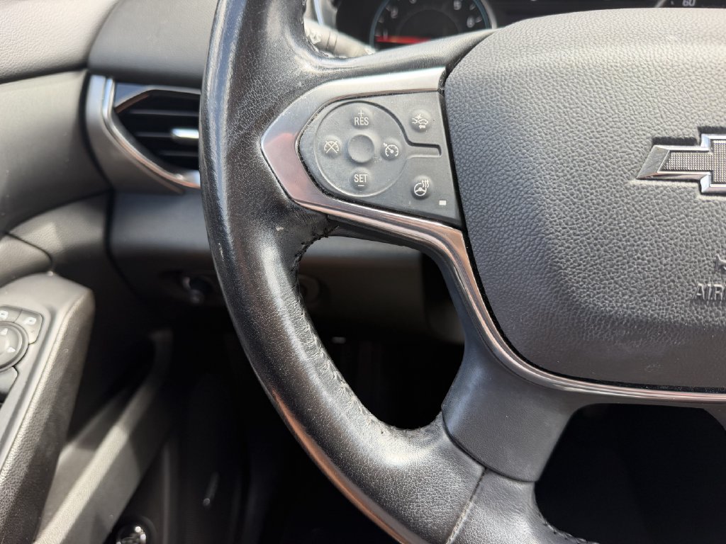 Used 2021 Chevrolet Traverse RS FWD image 16