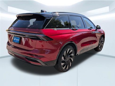 New 2026 Lincoln Nautilus Reserve w/ Jet Appearance Package image 7