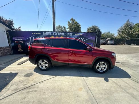 Used 2018 GMC Terrain SLE FWD image 5