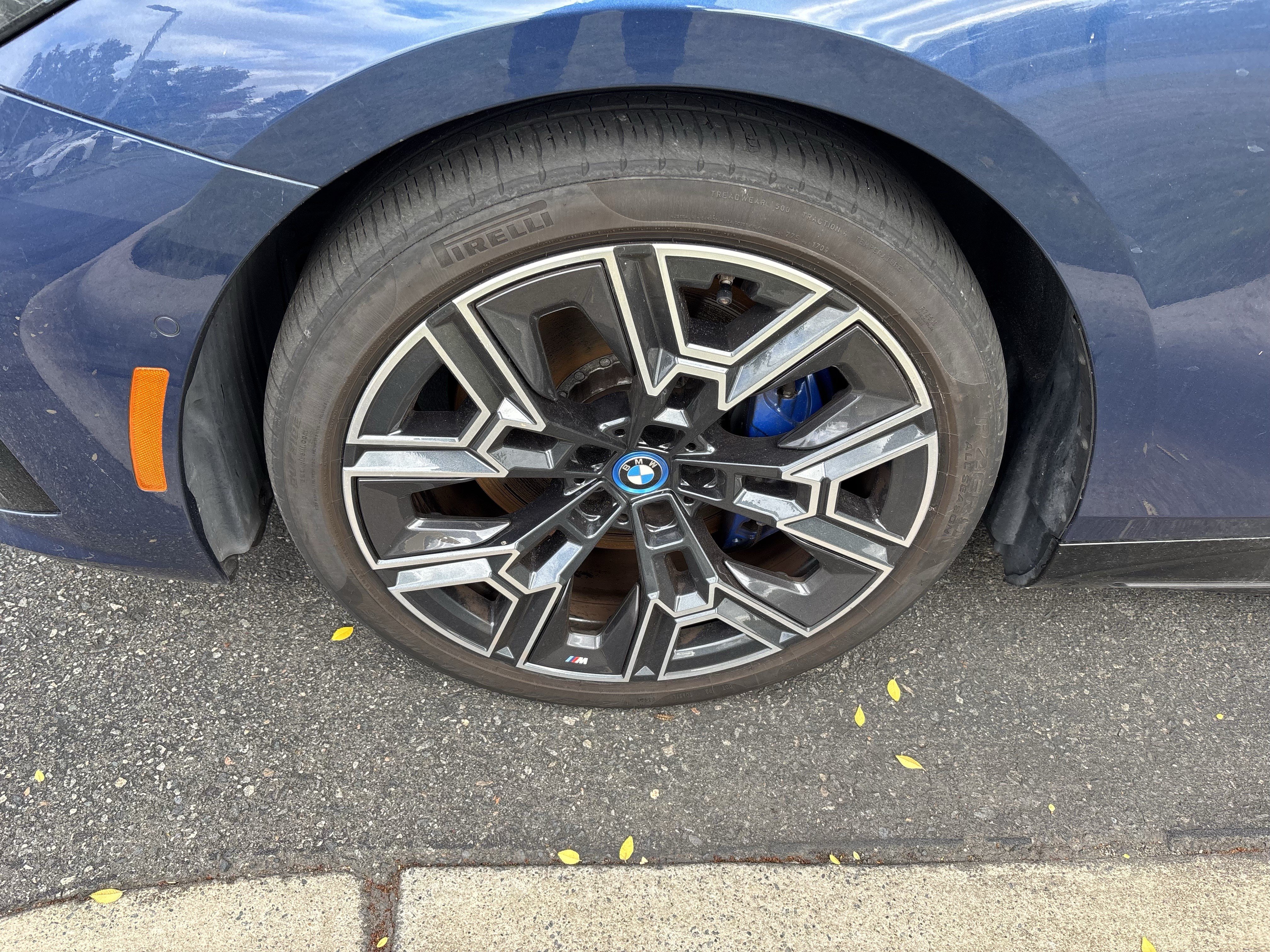 Certified 2024 BMW i5 eDrive40i w/ M Sport Package RWD image 13
