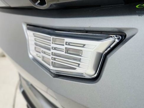 Used 2026 Cadillac Lyriq V AWD/4WD image 16