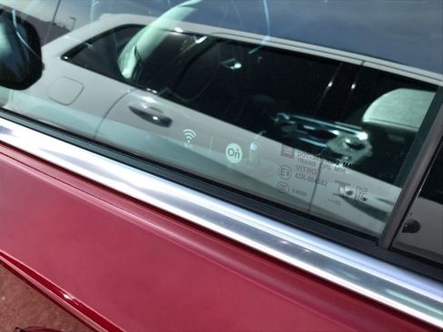 Certified 2023 Chevrolet Traverse LT AWD/4WD image 4