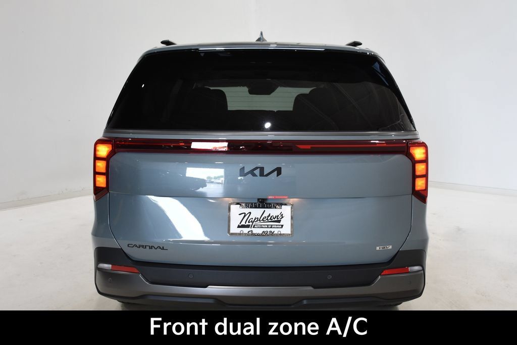 New 2027 Kia Carnival SX FWD image 5