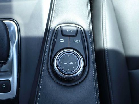 Used 2019 INFINITI QX50 Luxe FWD image 26