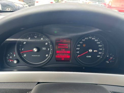 Used 2009 Pontiac G8 RWD image 15