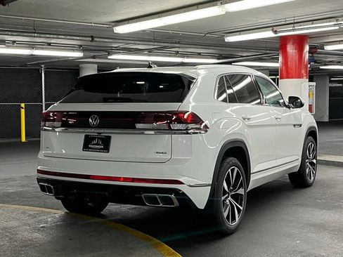 New 2026 Volkswagen Atlas Cross Sport SEL Premium R-Line AWD/4WD image 6