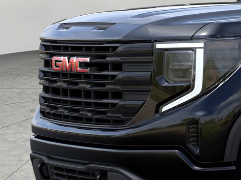 New 2026 GMC Sierra 1500 Elevation image 13