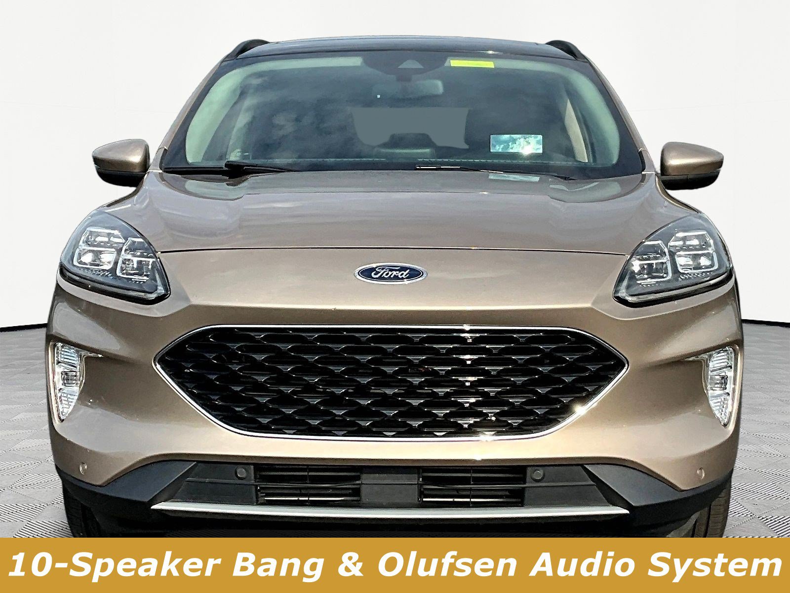 Used 2020 Ford Escape Titanium AWD/4WD image 2
