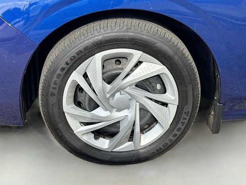 Used 2025 Subaru Impreza 2.0i AWD/4WD image 28