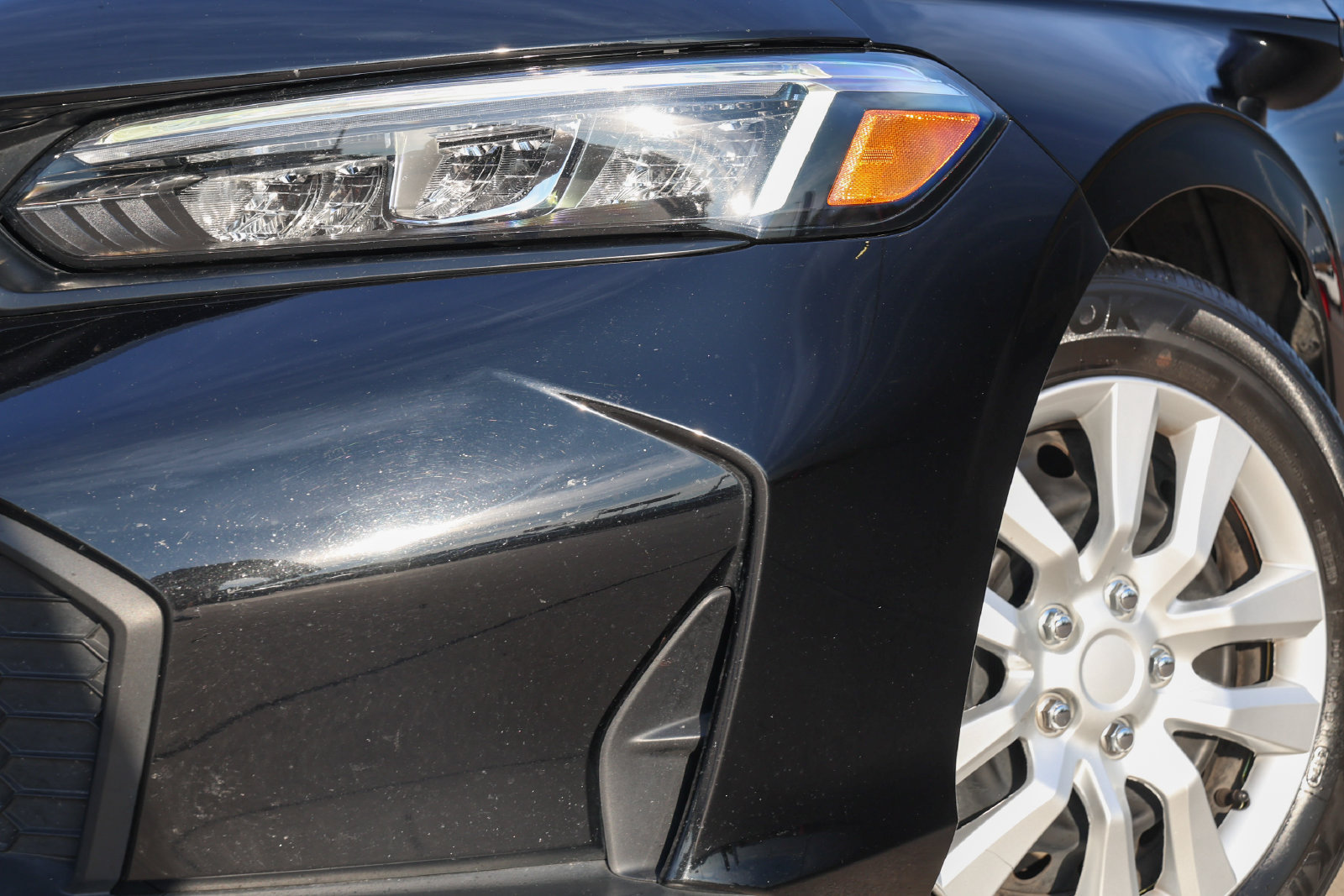 Used 2025 Honda Civic LX image 10
