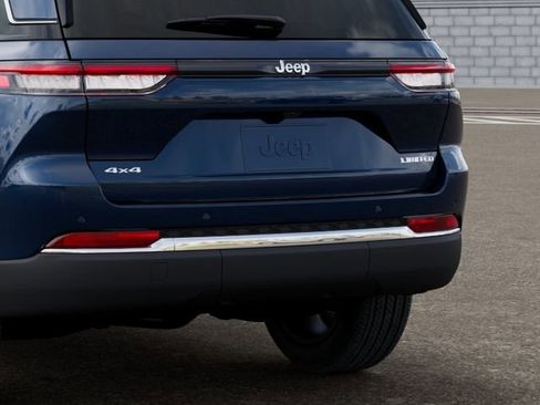 New 2026 Jeep Grand Cherokee Limited AWD/4WD image 13