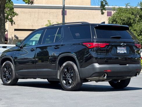Used 2022 Chevrolet Traverse LS w/ Midnight/Sport Edition image 5