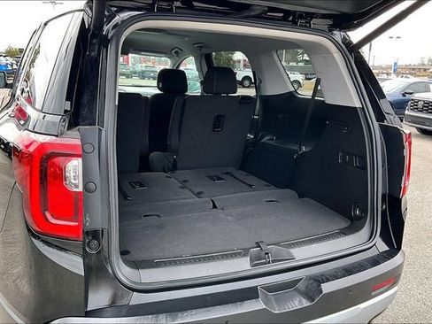 Used 2023 GMC Acadia SLE w/ Driver Convenience Package image 32