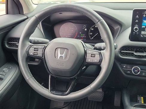 Used 2024 Honda HR-V EX-L image 18