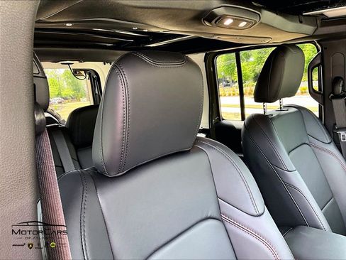 Used 2026 Jeep Wrangler Unlimited Rubicon 392 image 33