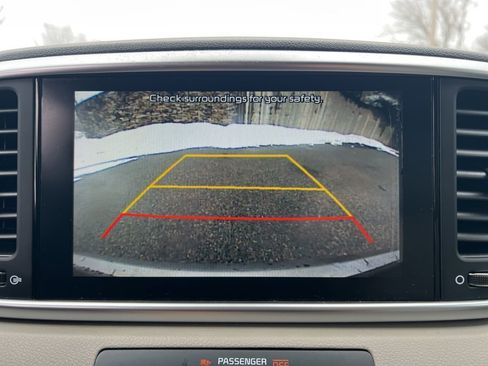 Used 2020 Kia Sportage LX w/ LX Popular Package image 19