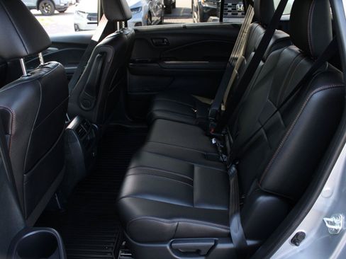 Certified 2023 Honda Passport TrailSport image 19