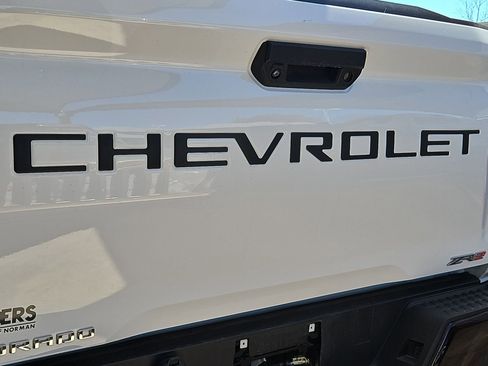 Certified 2024 Chevrolet Colorado ZR2 w/ Technology Package image 10