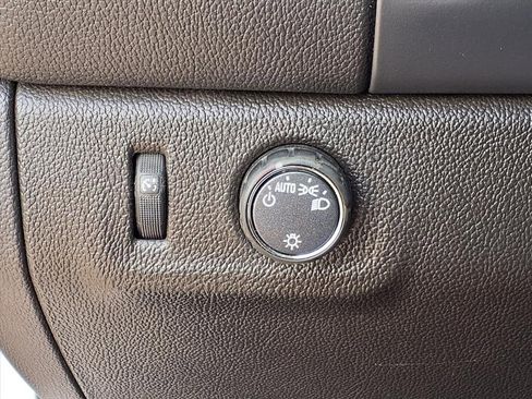 Used 2022 Chevrolet Colorado LT w/ Fleet Safety Package image 14