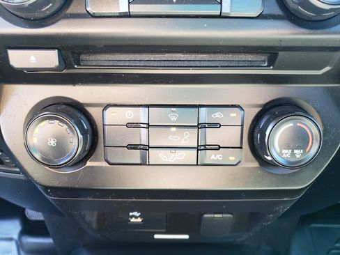 Used 2016 Ford F150 XL w/ Equipment Group 101A Mid AWD/4WD image 16
