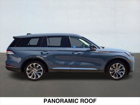Used 2026 Lincoln Aviator Reserve w/ Luxury Package AWD/4WD image 4
