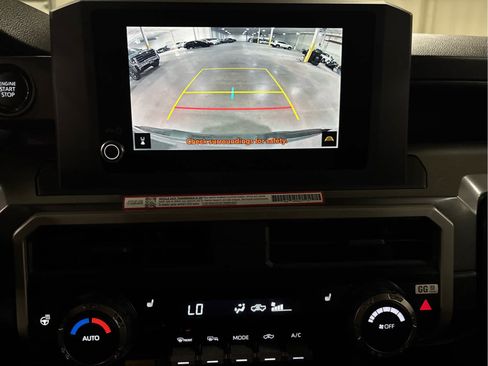 Used 2024 Toyota Tacoma SR5 AWD/4WD image 10