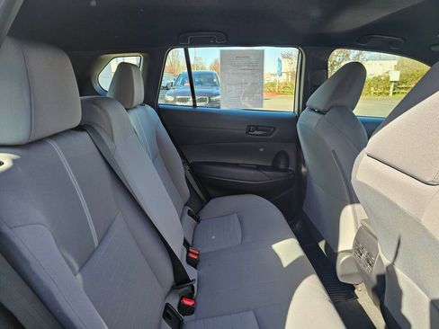 Used 2024 Toyota Corolla Cross AWD Hybrid image 15