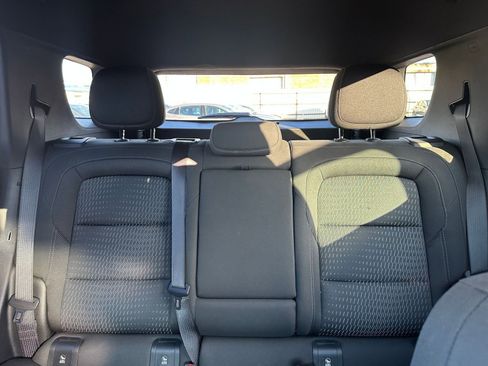 Used 2025 Chevrolet Equinox LT image 37