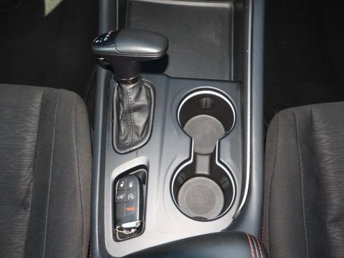 Used 2025 Dodge Durango GT AWD/4WD image 19