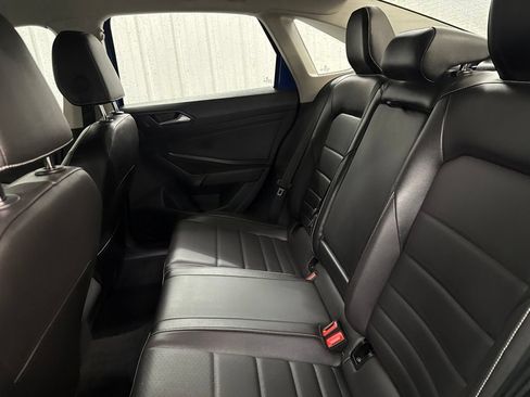 Used 2024 Volkswagen Jetta SE FWD image 12