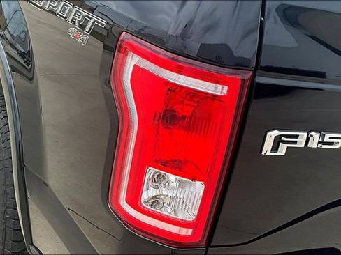 Used 2017 Ford F150 XLT w/ Equipment Group 302A Luxury AWD/4WD image 24