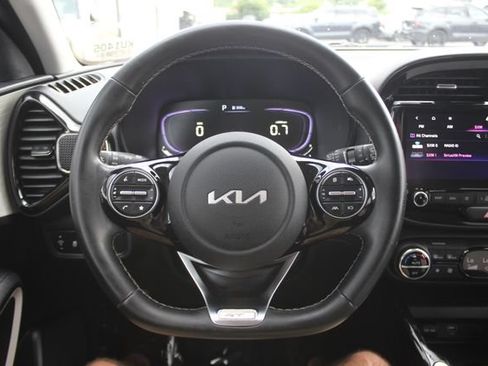 Used 2023 Kia Soul GT-Line FWD image 14