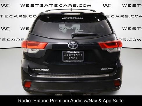Used 2019 Toyota Highlander XLE AWD/4WD image 4